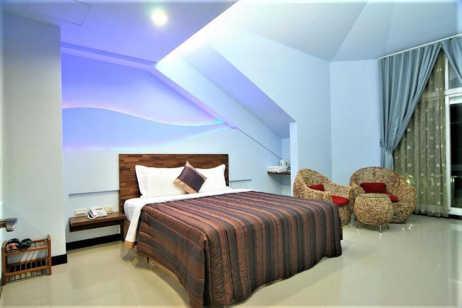 Tranquil Sea Hotel Kenting Esterno foto