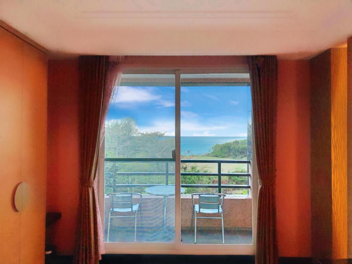 Tranquil Sea Hotel Kenting Esterno foto